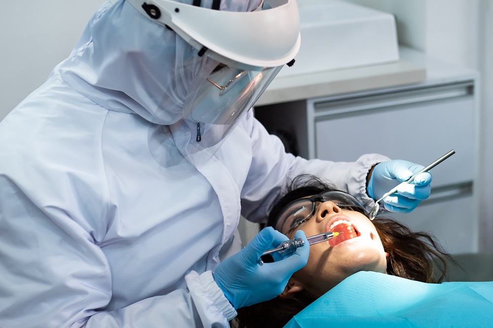 Leia mais sobre o artigo Aspectos gerais de biossegurança e esterilização no consultório odontológico