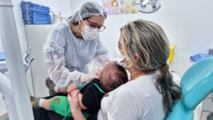 Leia mais sobre o artigo Ansiedade infantil no consultório odontológico: como lidar?