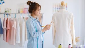 Leia mais sobre o artigo Estética e Moda no digital: transformações e desafios na era virtual