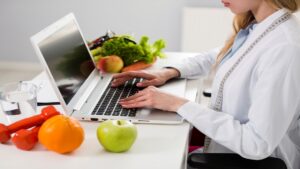 Leia mais sobre o artigo O impacto da Inteligência Artificial no acesso à informação nutricional
