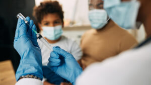 Leia mais sobre o artigo Vacinação: um pilar essencial da saúde pública no Brasil