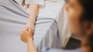 Leia mais sobre o artigo Cuidados paliativos e dignidade no ato de morrer: reflexão