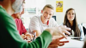 Leia mais sobre o artigo Aprendizagem de jovens e o uso de competências socioemocionais