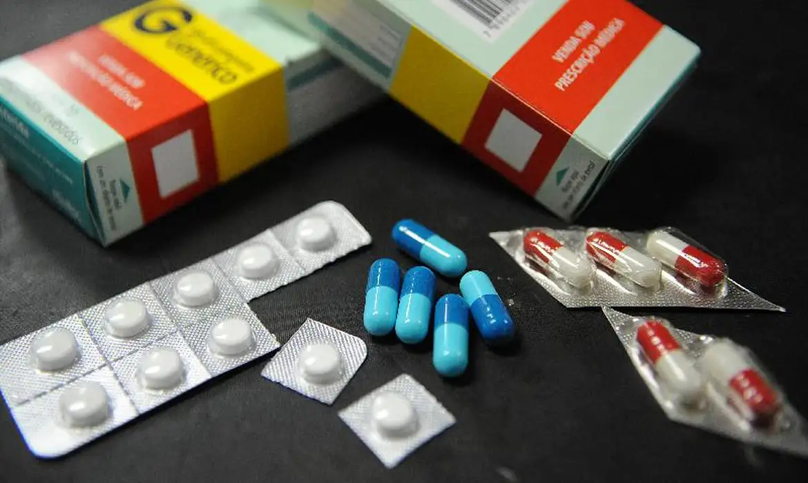 No momento, você está visualizando O uso indiscriminado de antibióticos e a ameaça da resistência bacteriana